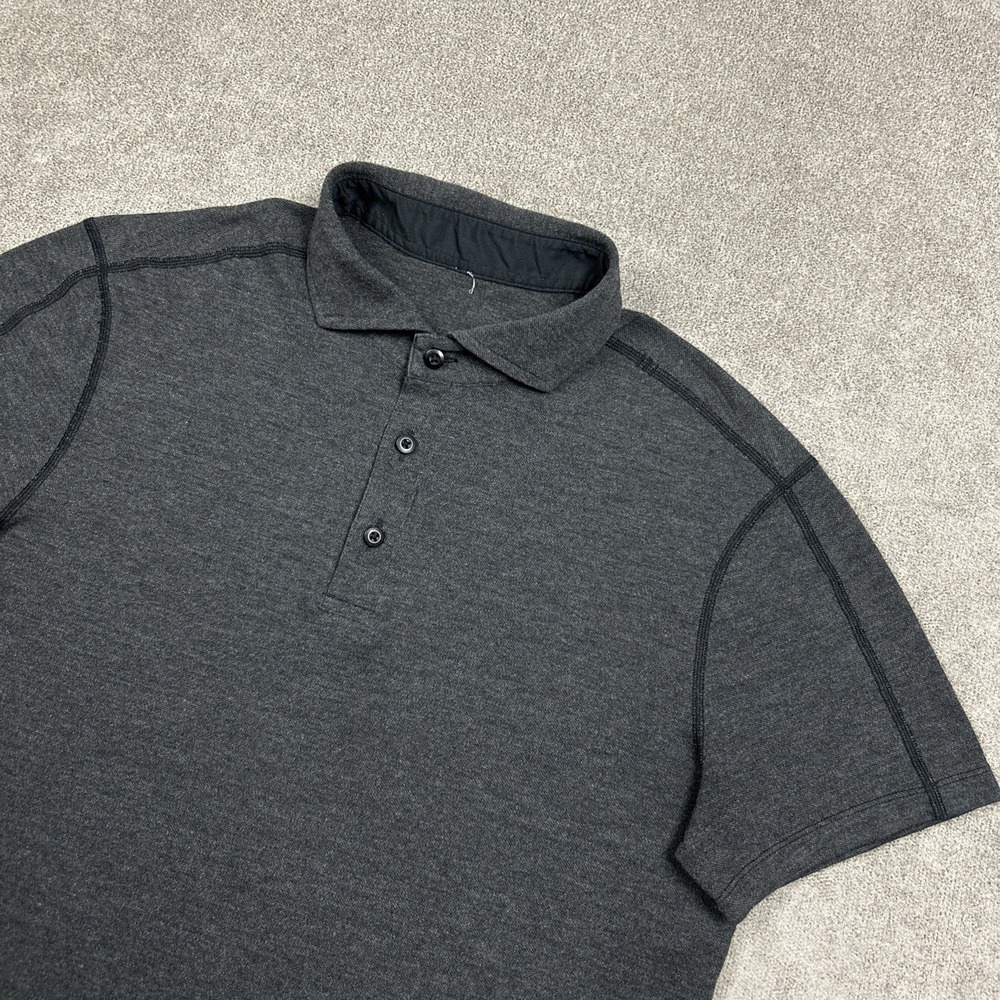 Lululemon Mens Evolution Polo Shirt Gray Heathered Short Sleeve Size Medium